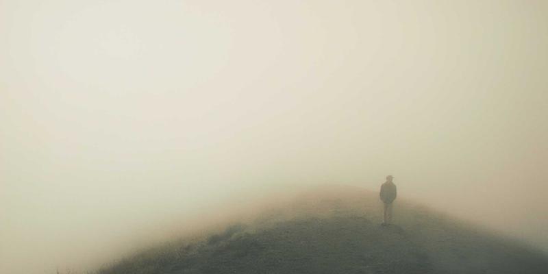 城市照明新篇章：杭州众旺LED异形屏如何重塑品牌旗舰店的门面视觉冲击力